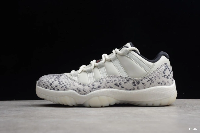 Bmlin Shoes 11 Snake Jordan Light SE Air CD6846-002 Low Bone 0812